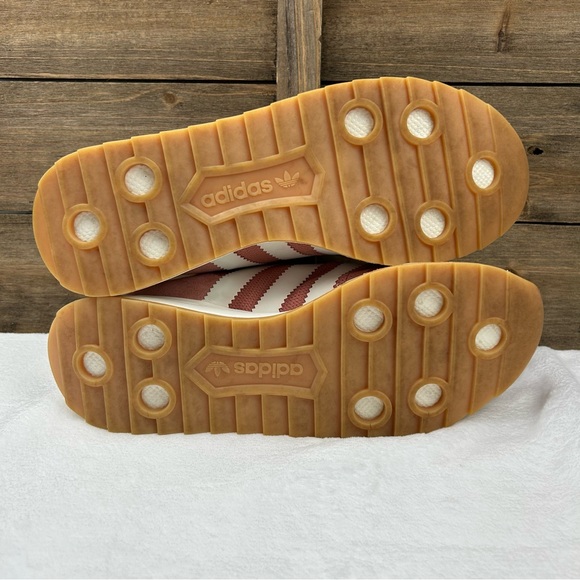 adidas Women's Rose and White Sneakers - Picture 14 of 15